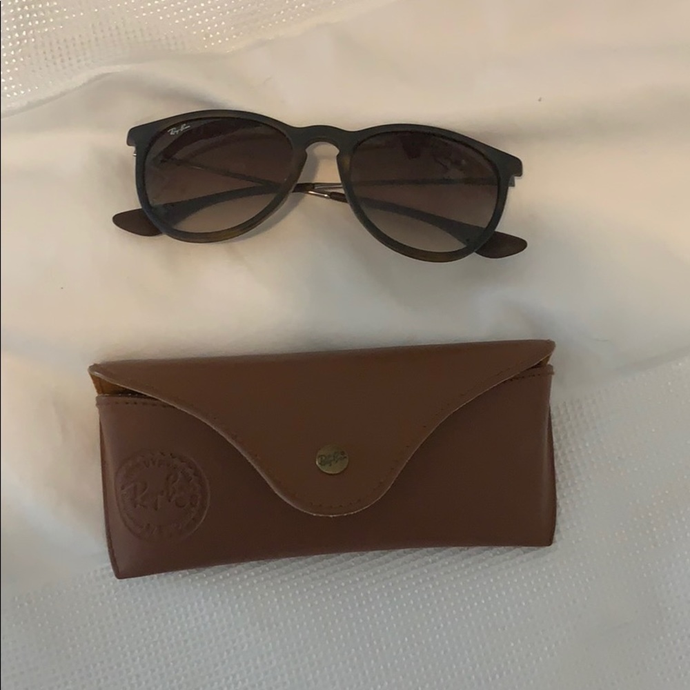 Erika Ray-Bans